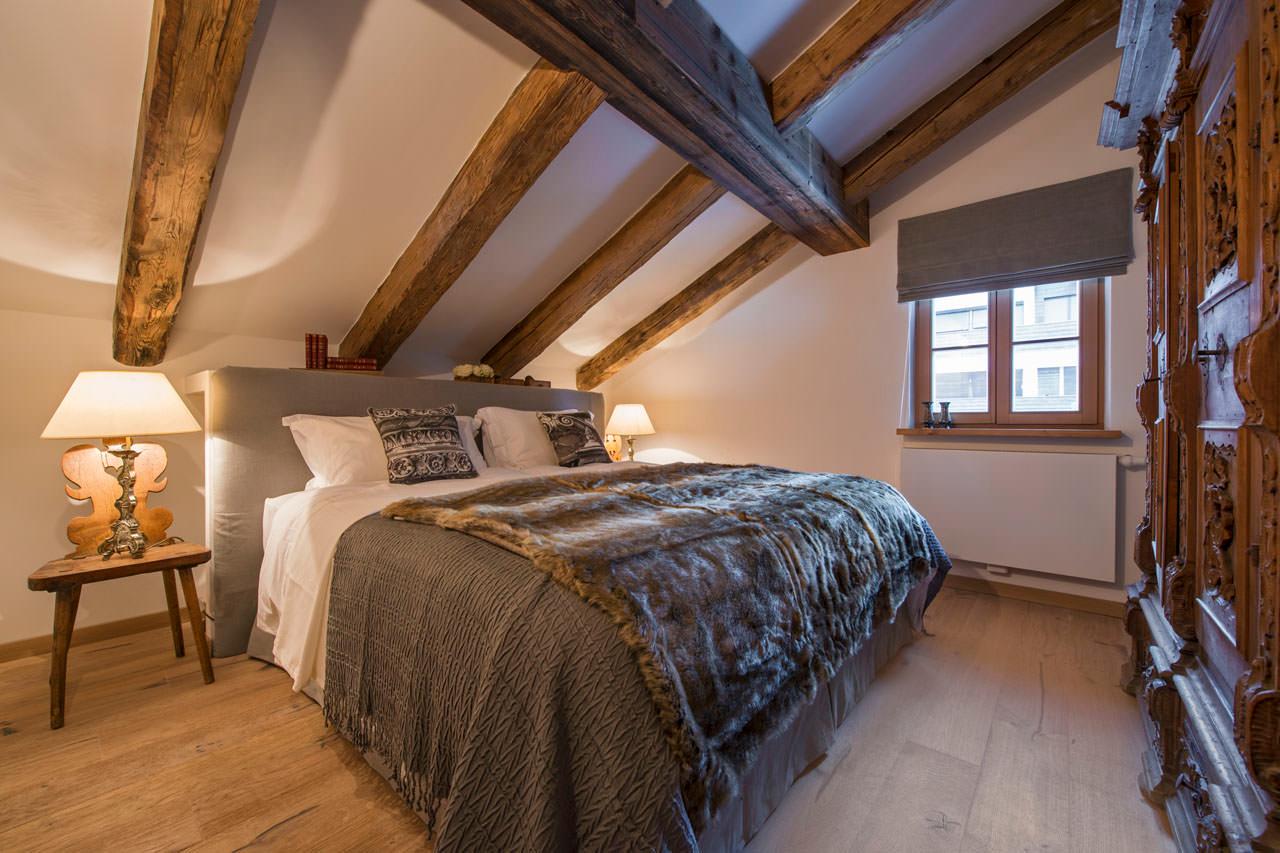 Bedroom one at Chalet Almajur in St Anton