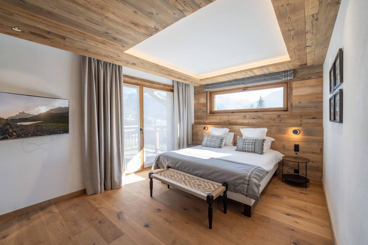 Bedroom two at Chalet Bois de l'Abbaye in Courchevel Le Praz