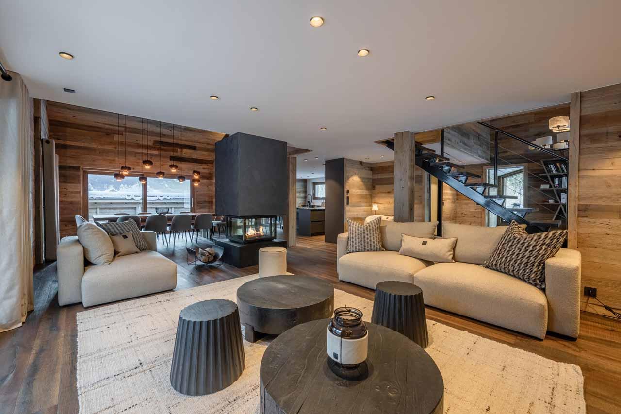 Open-plan living area in Chalet Glacier, Chamonix