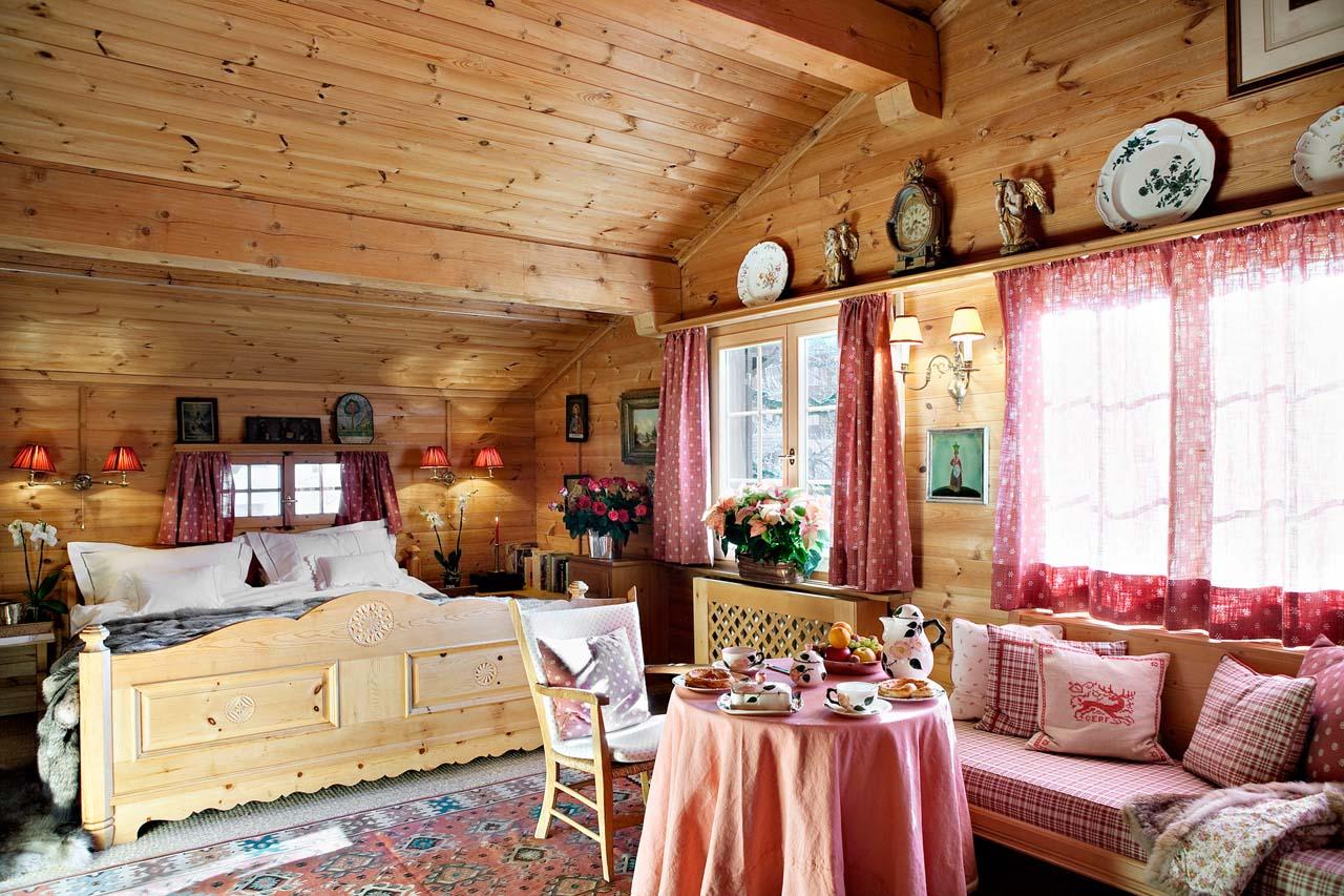 Bedroom one at Chalet Maldeghem in Klosters